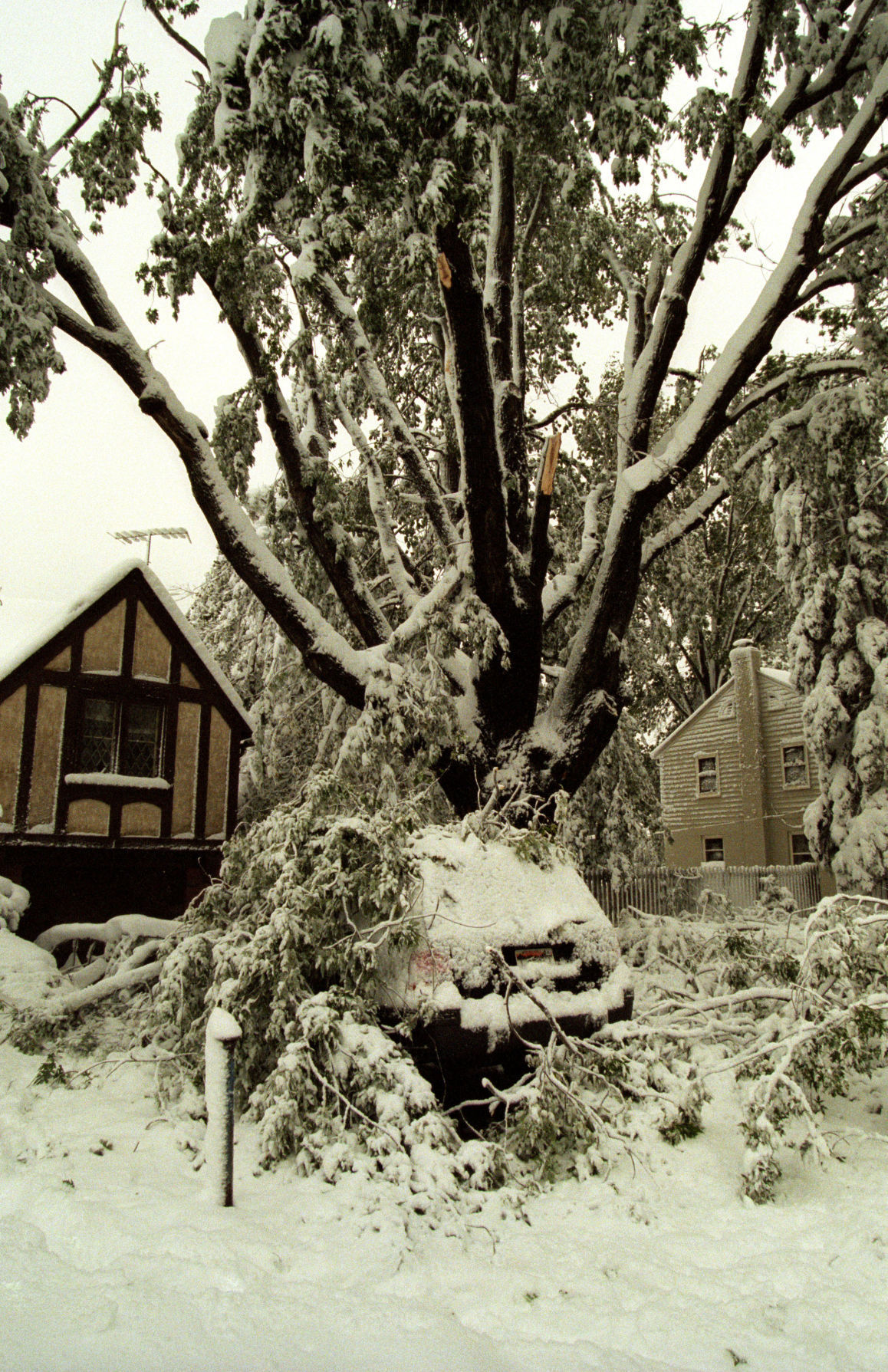 Omaha’s 9.2-inch snowfall doubled the previous record for an October snowstorm, a 4.6-inch snow that fell on the frontier river town back in 1898.